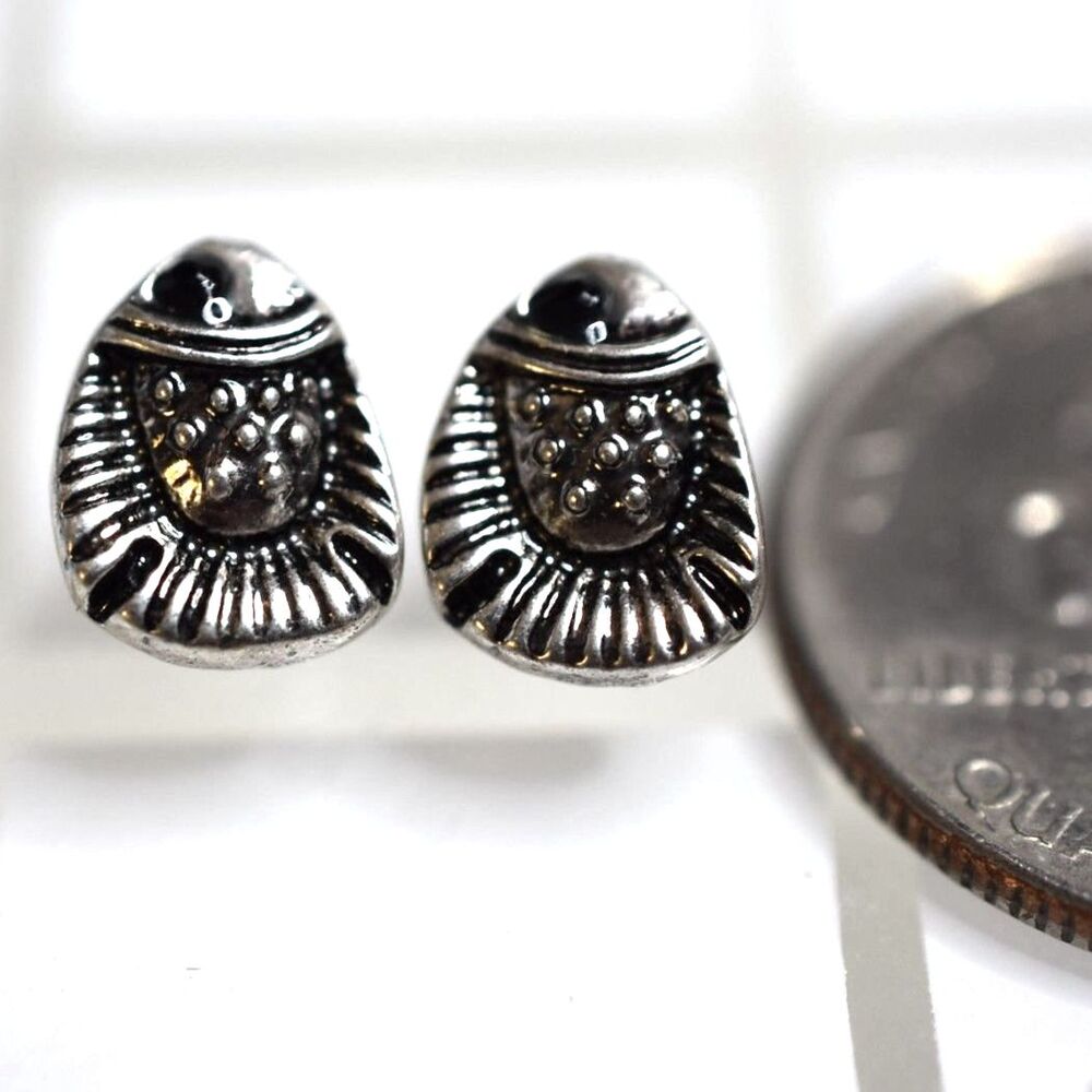 Southwestern Native Design Petite Silver Tone Stud/Post Casual Unisex Earrings